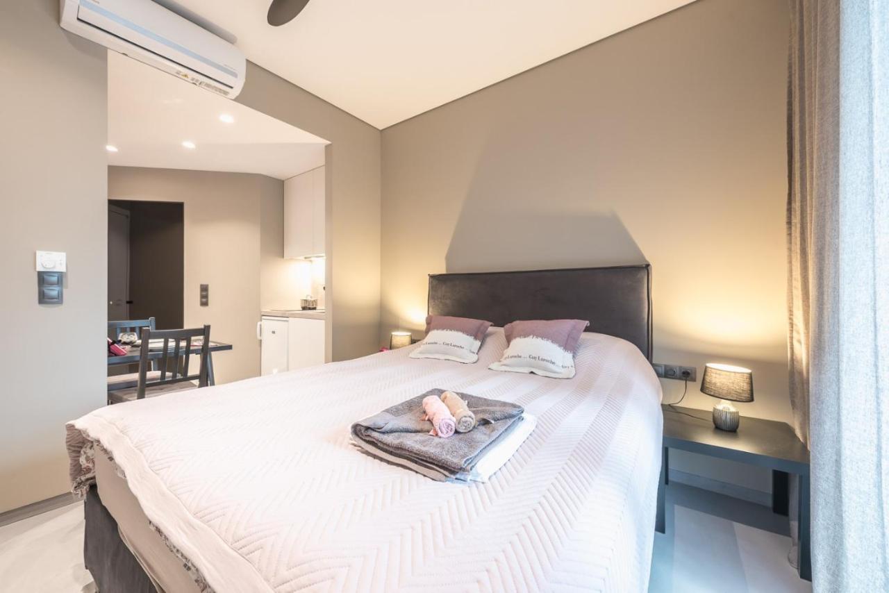 אתונה Ionia Luxury Suites B מראה חיצוני תמונה