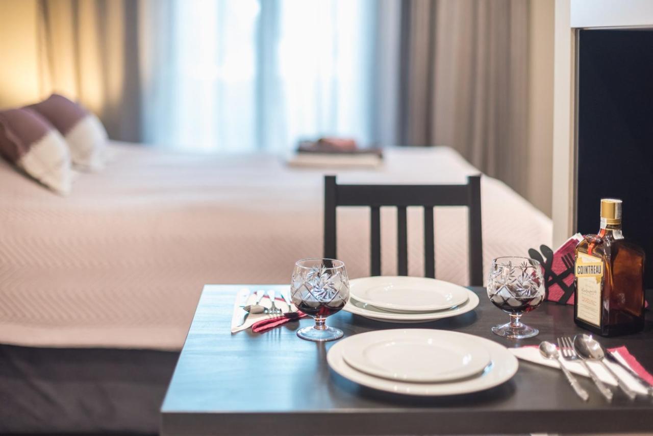 אתונה Ionia Luxury Suites B מראה חיצוני תמונה