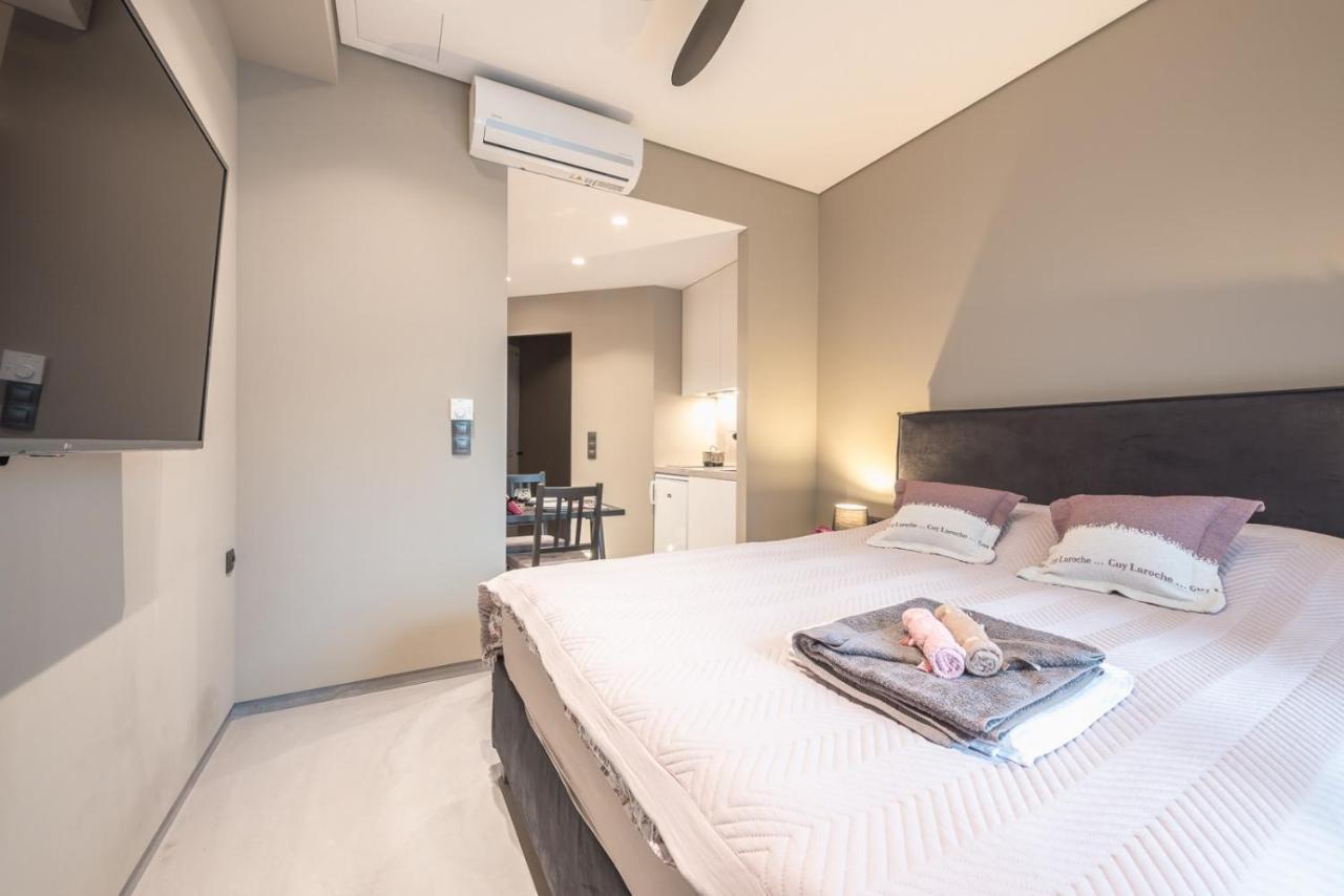 אתונה Ionia Luxury Suites B מראה חיצוני תמונה